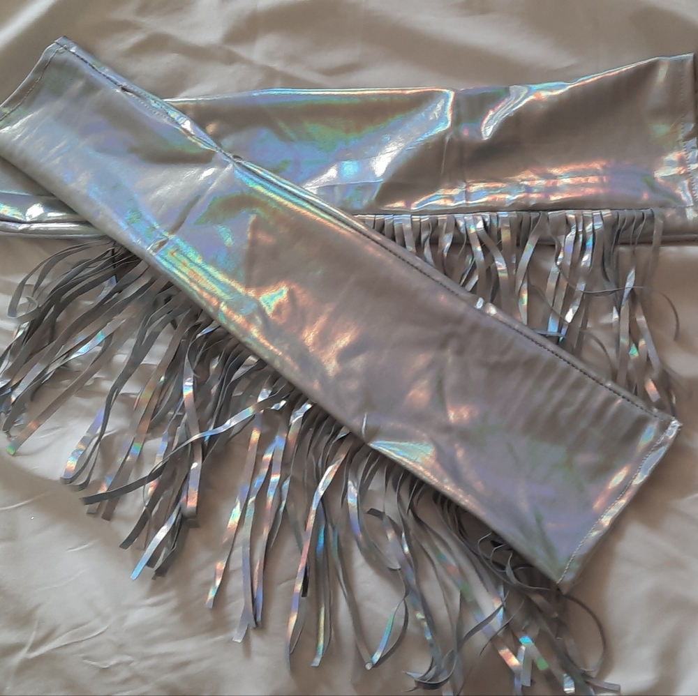 Fringe sleeve